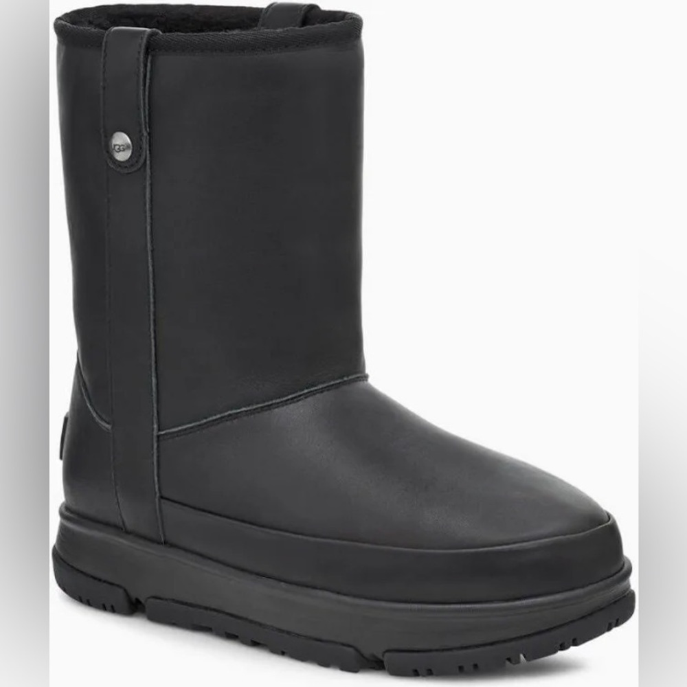 UGG Women’s Classic Short Weather Boots